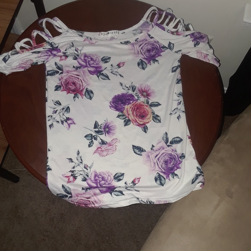 Flower shirt - Picture 2 of 3